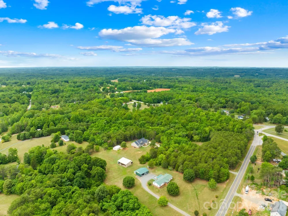 4669 Grooms Road Reidsville, NC 27320