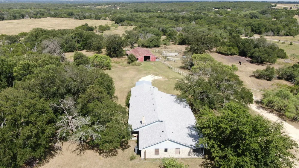10047 E State Highway 36 Jonesboro, TX 76538