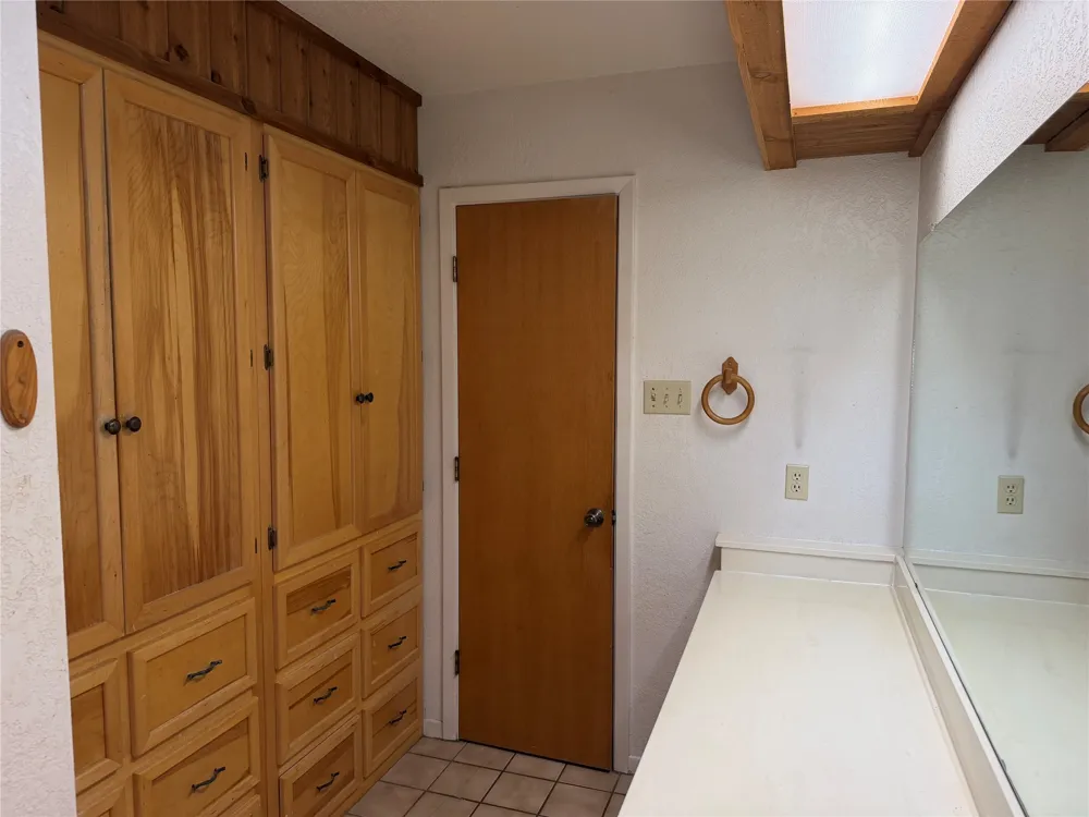 10047 E State Highway 36 Jonesboro, TX 76538