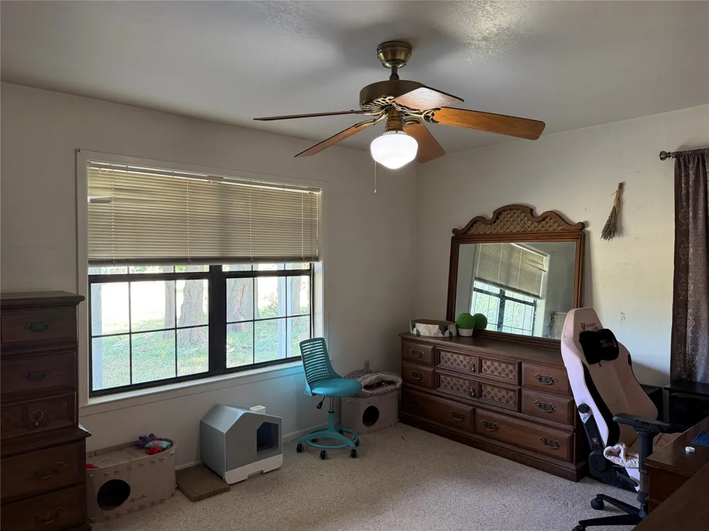 10047 E State Highway 36 Jonesboro, TX 76538