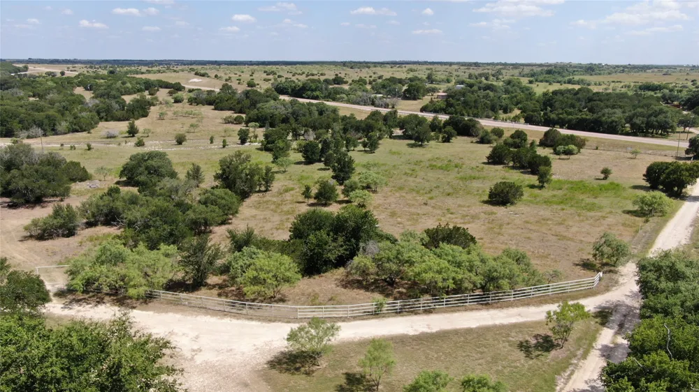 10047 E State Highway 36 Jonesboro, TX 76538