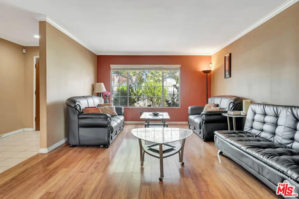 448 W 64th Street Inglewood, CA 90302