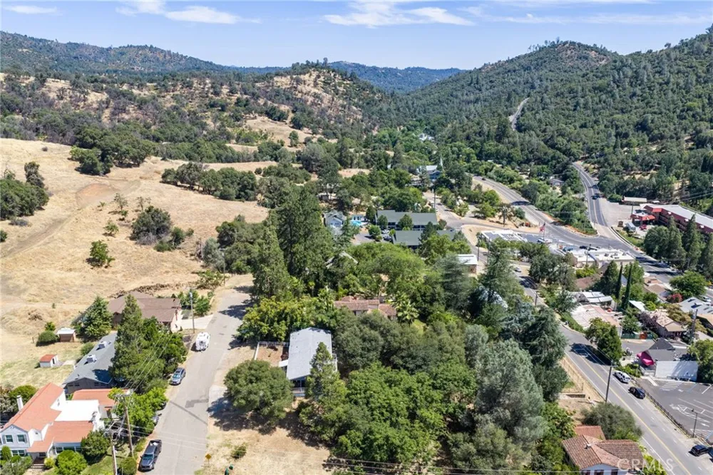5029 Jones Street Mariposa, CA 95338