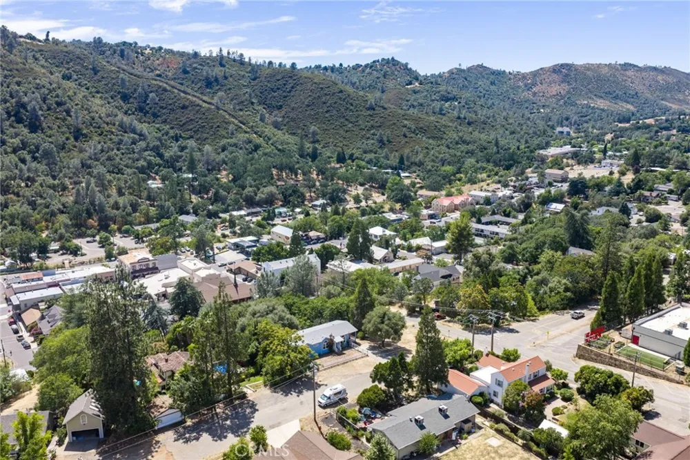 5029 Jones Street Mariposa, CA 95338