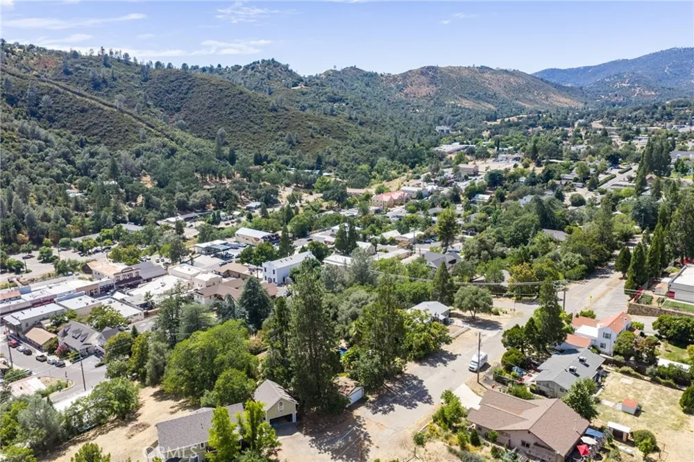 5029 Jones Street Mariposa, CA 95338