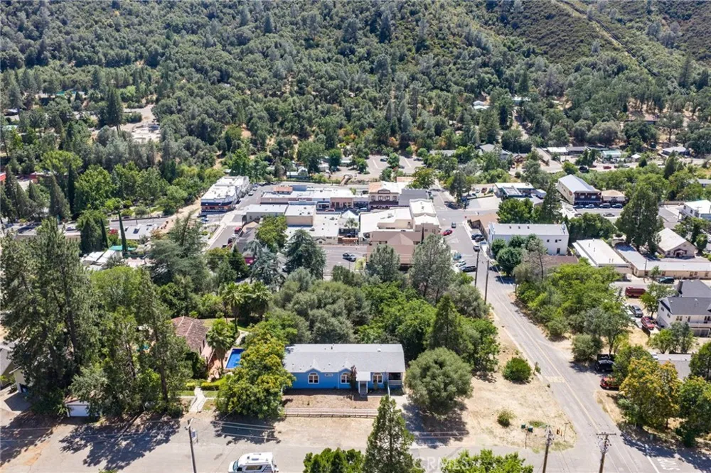 5029 Jones Street Mariposa, CA 95338