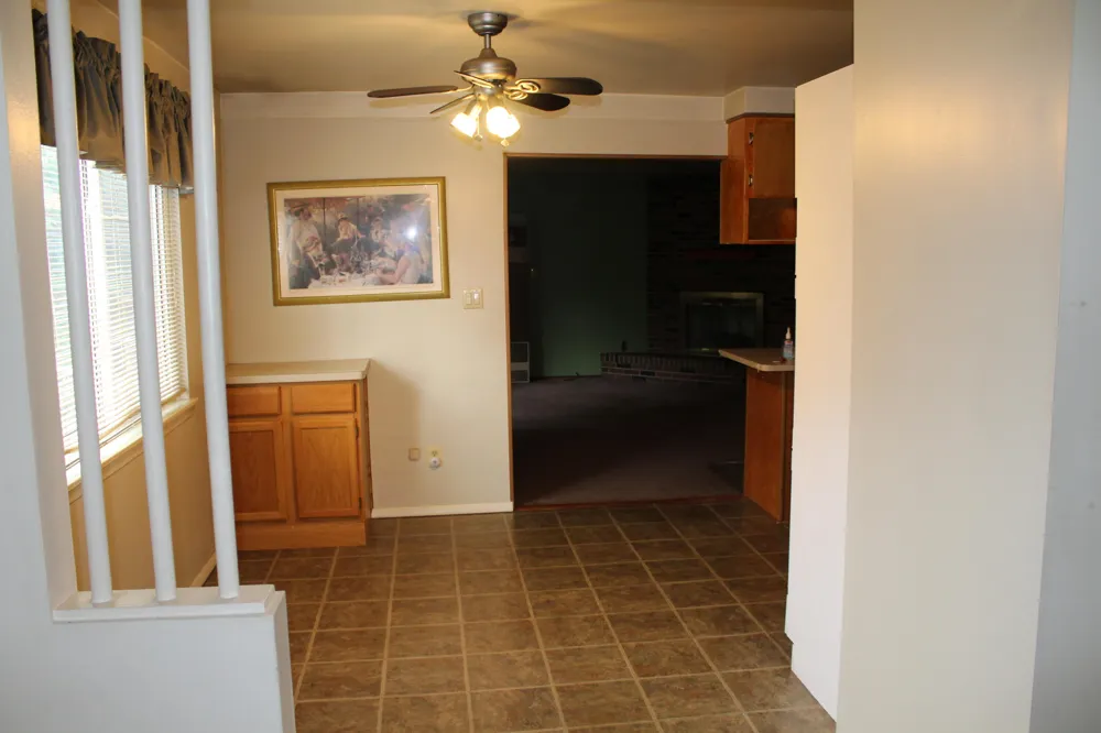 11717 Tecumseh Avenue Redford, MI 48239