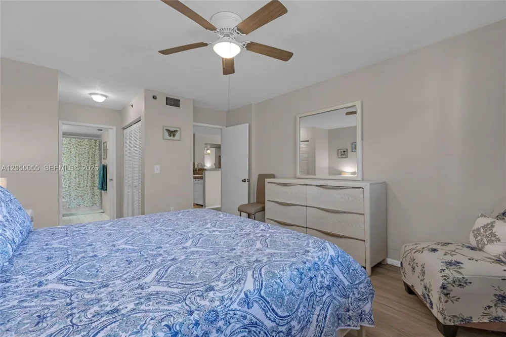 19555 E Country Club Dr #8405 Aventura, FL 33180