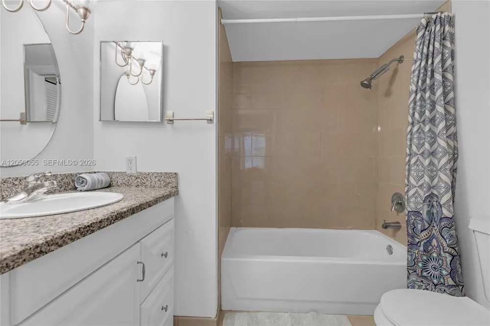 19555 E Country Club Dr #8405 Aventura, FL 33180