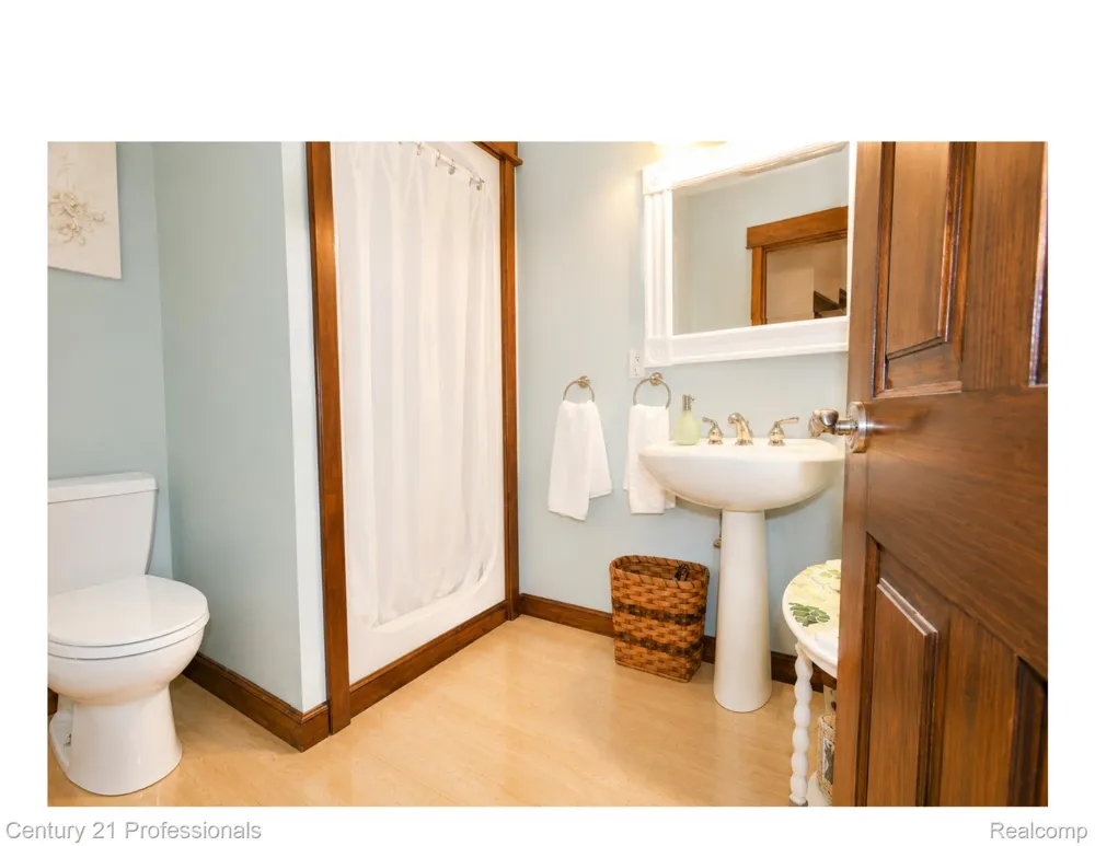 3668 Shorewood Road Burtchville Township, MI 48059