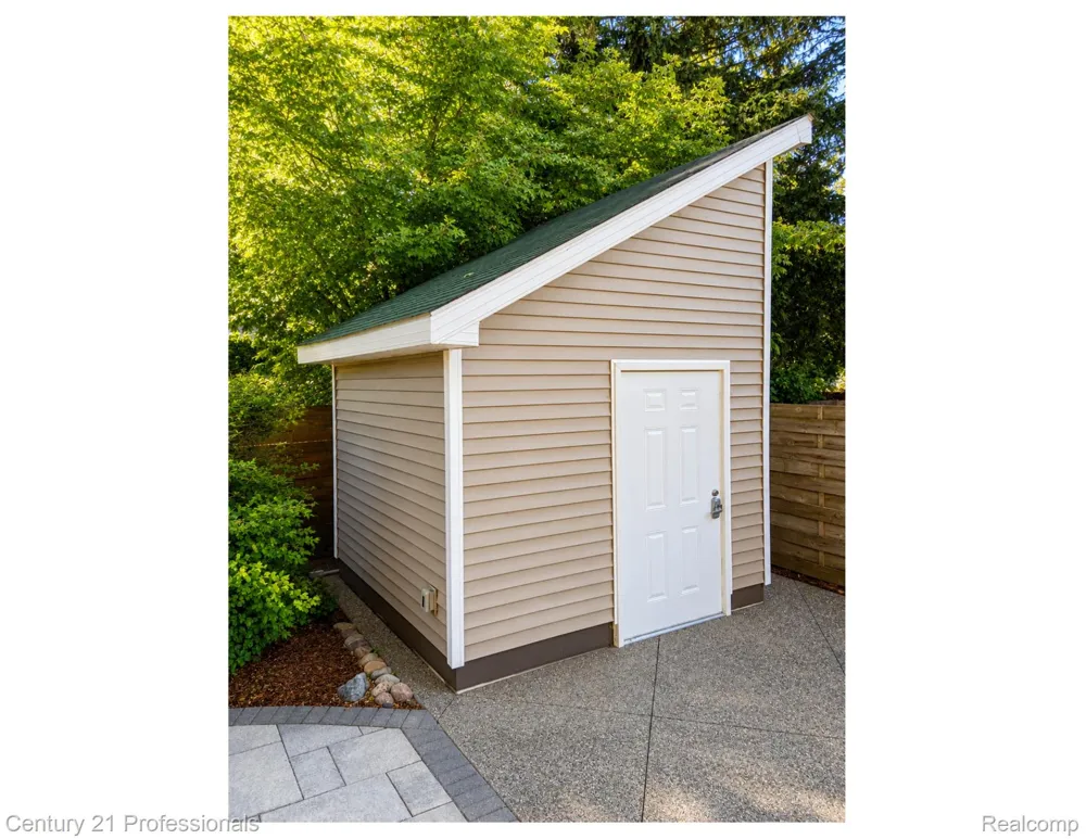 3668 Shorewood Road Burtchville Township, MI 48059