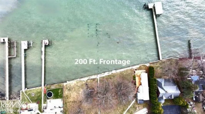 6609 S Parker Street Marine City City, MI 48039