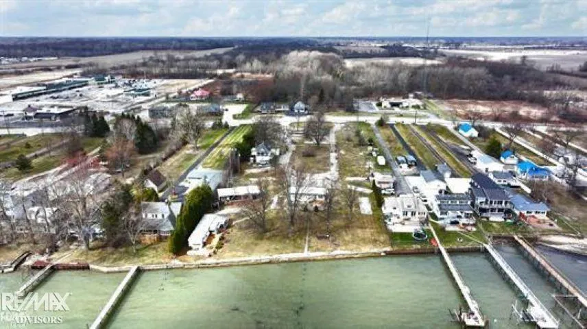 6609 S Parker Street Marine City City, MI 48039