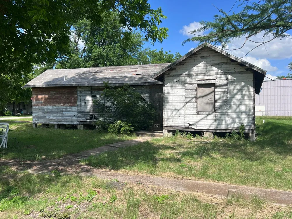 241 Lucy Street Bartlett, TX 76511