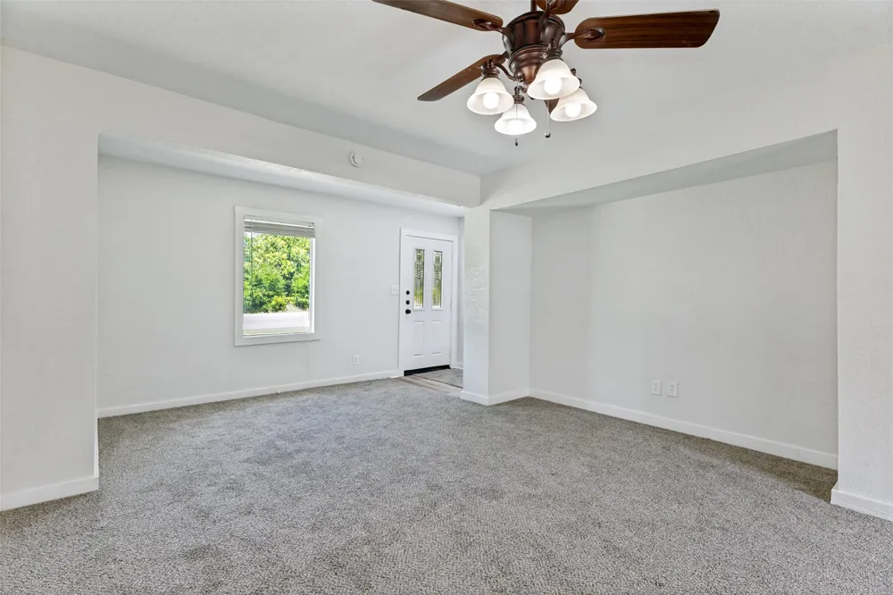 3074 W Highway 114 Paradise, TX 76073