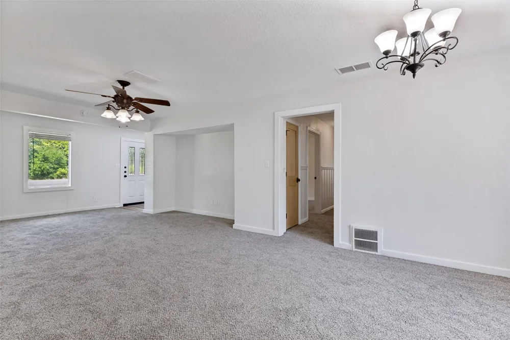3074 W Highway 114 Paradise, TX 76073
