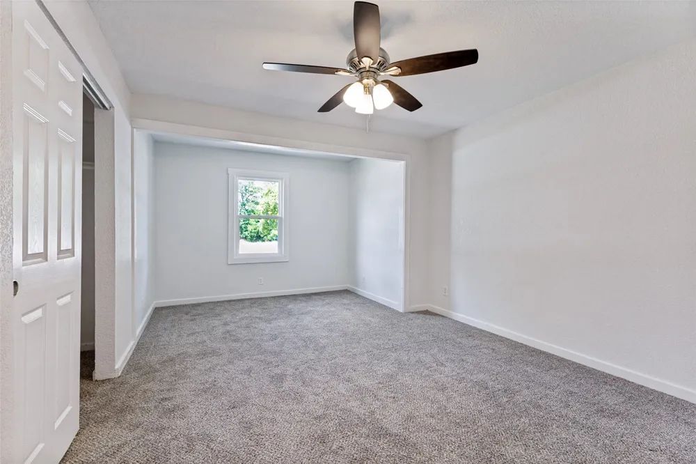 3074 W Highway 114 Paradise, TX 76073