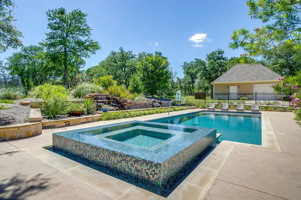 154 Creek Meadow Court Lipan, TX 76462