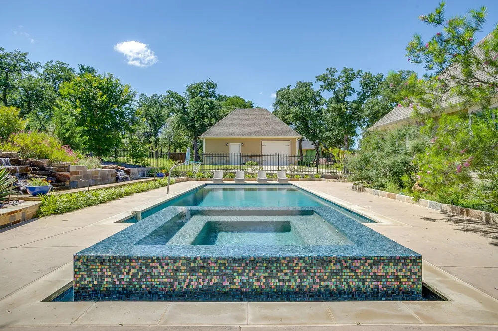 154 Creek Meadow Court Lipan, TX 76462
