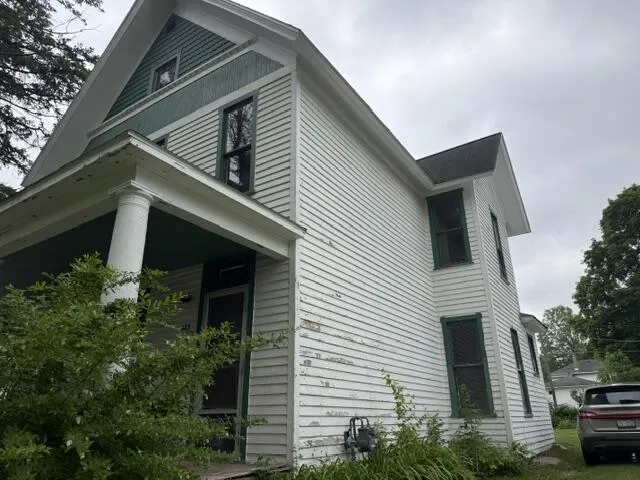 423 W Upton Avenue Reed City, MI 49677