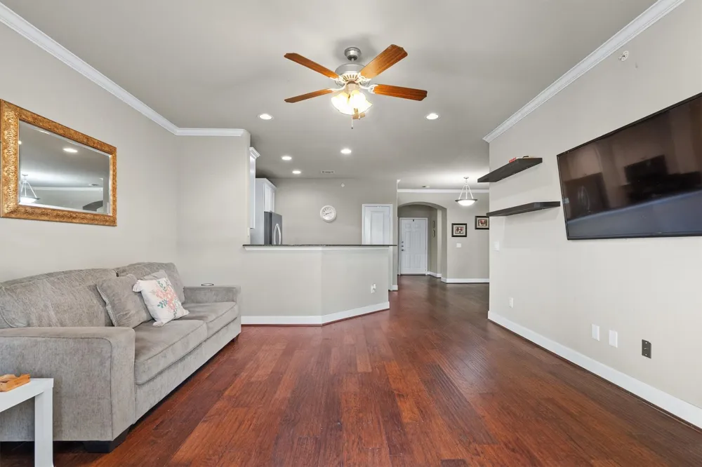 500 Waters Edge Drive #125 Lake Dallas, TX 75065