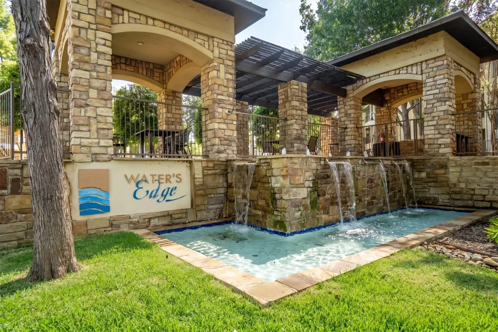500 Waters Edge Drive #125 Lake Dallas, TX 75065