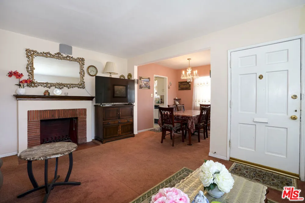 4831 W 121st Street Hawthorne, CA 90250