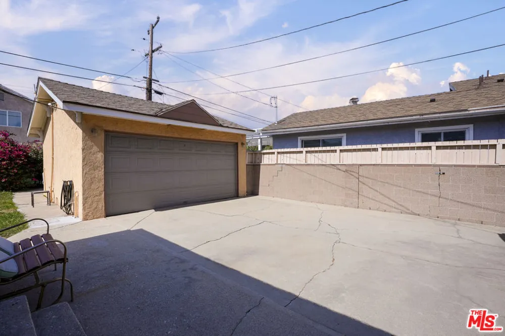 4831 W 121st Street Hawthorne, CA 90250