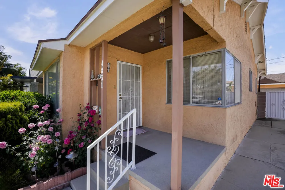 4831 W 121st Street Hawthorne, CA 90250