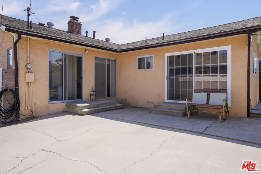 4831 W 121st Street Hawthorne, CA 90250