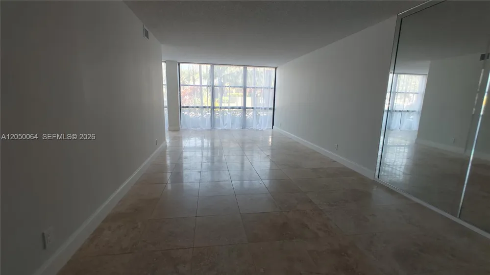 1000 Parkview Dr #125 Hallandale Beach, FL 33009