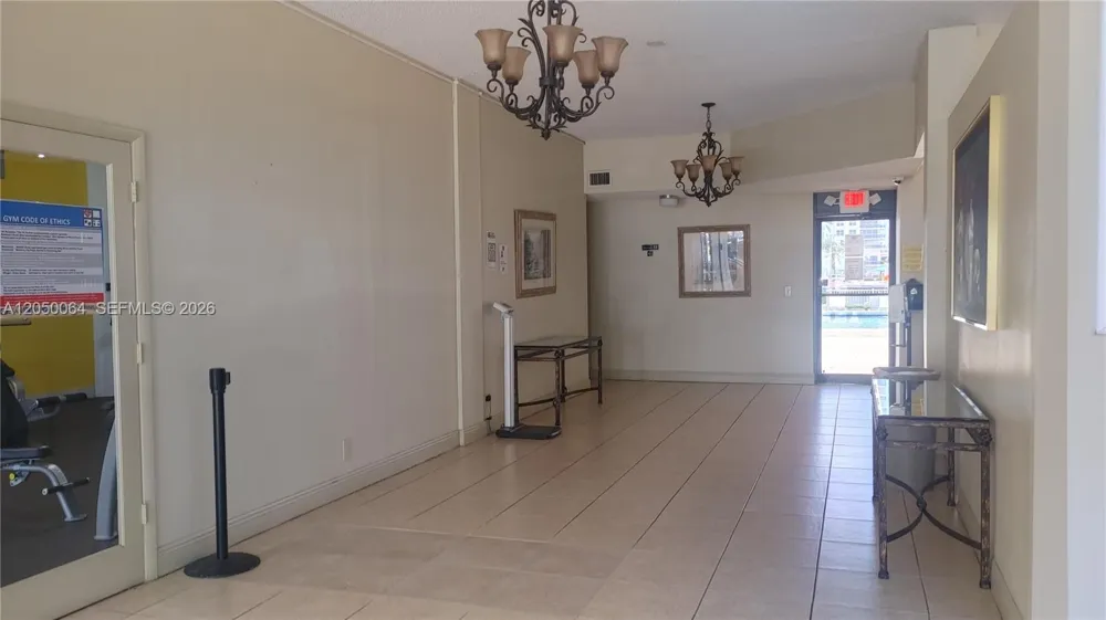 1000 Parkview Dr #125 Hallandale Beach, FL 33009