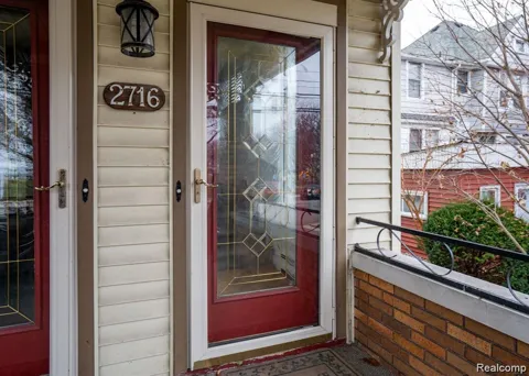 2716 VAN ALSTYNE STREET #Upper