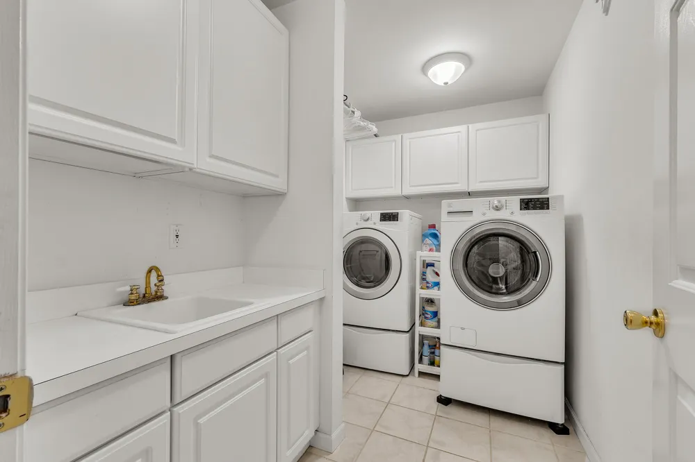 24491 Forest Drive Lyon Charter Township, MI 48178