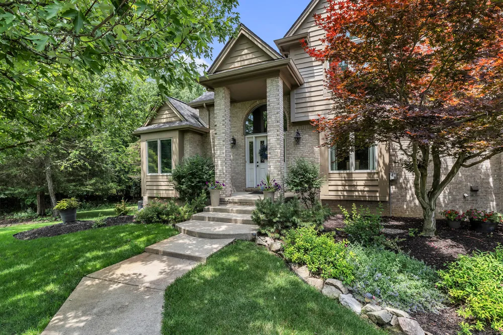 24491 Forest Drive Lyon Charter Township, MI 48178