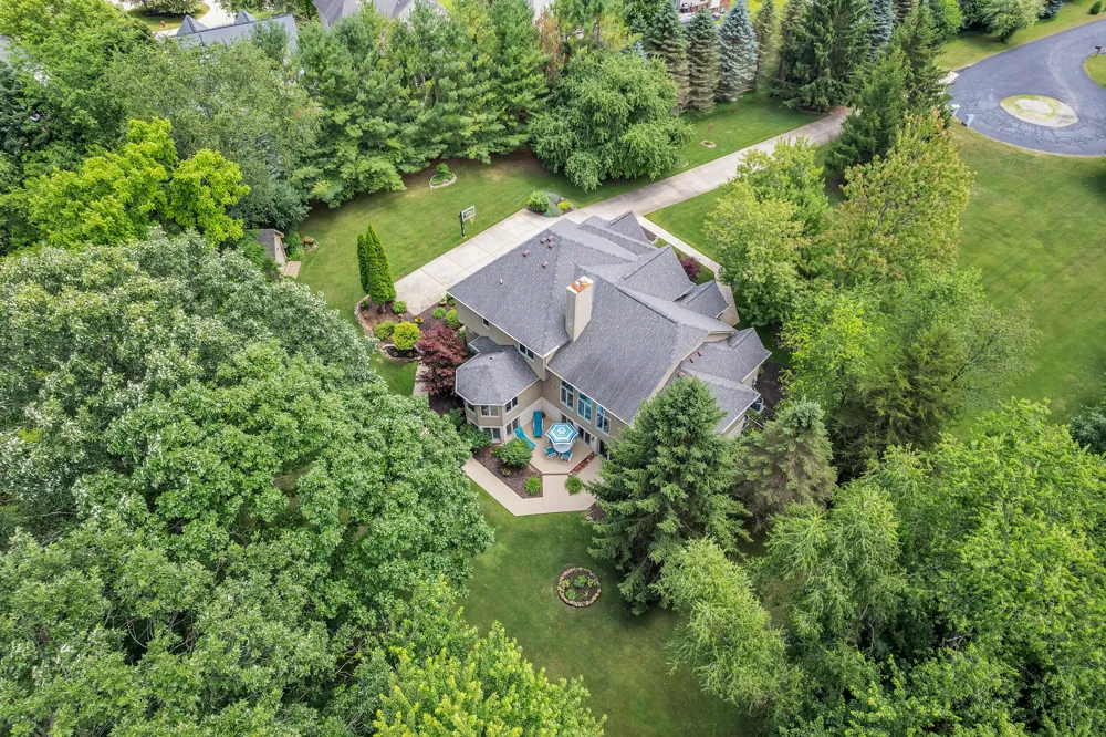 24491 Forest Drive Lyon Charter Township, MI 48178