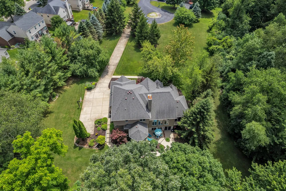 24491 Forest Drive Lyon Charter Township, MI 48178