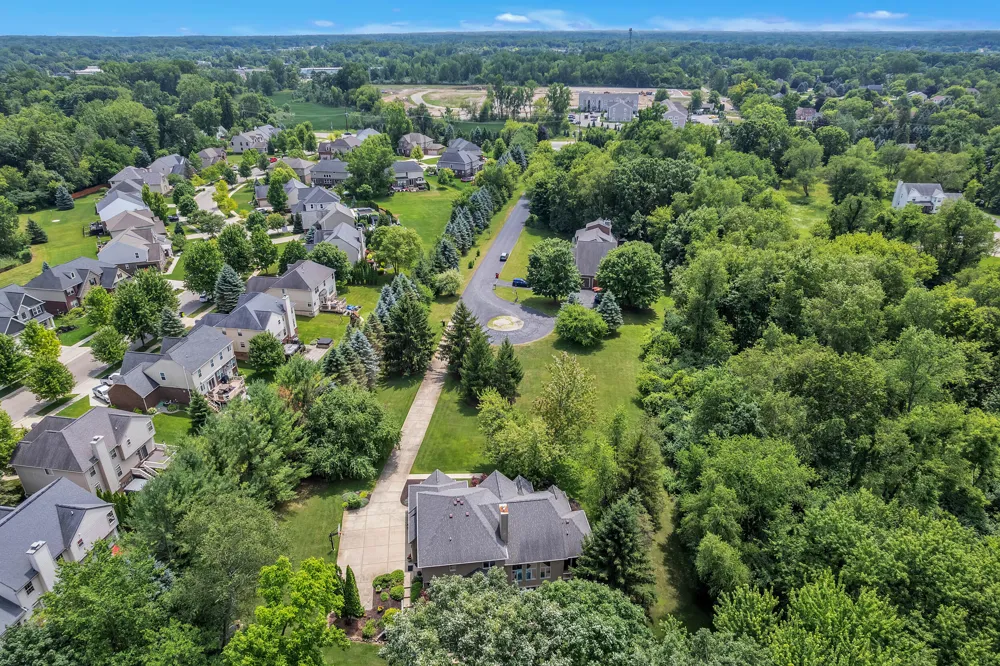 24491 Forest Drive Lyon Charter Township, MI 48178