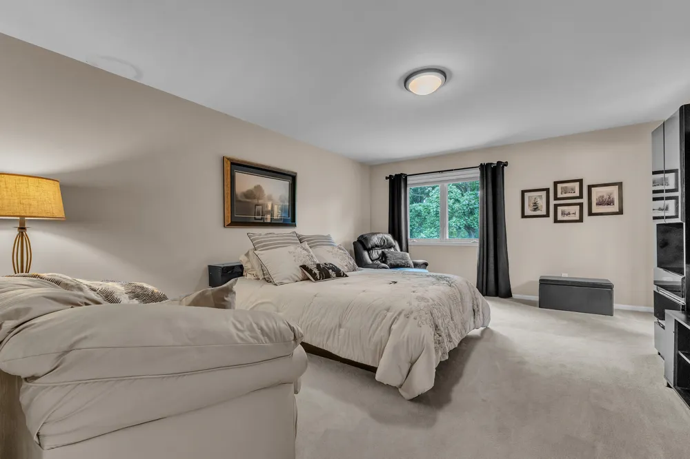 24491 Forest Drive Lyon Charter Township, MI 48178