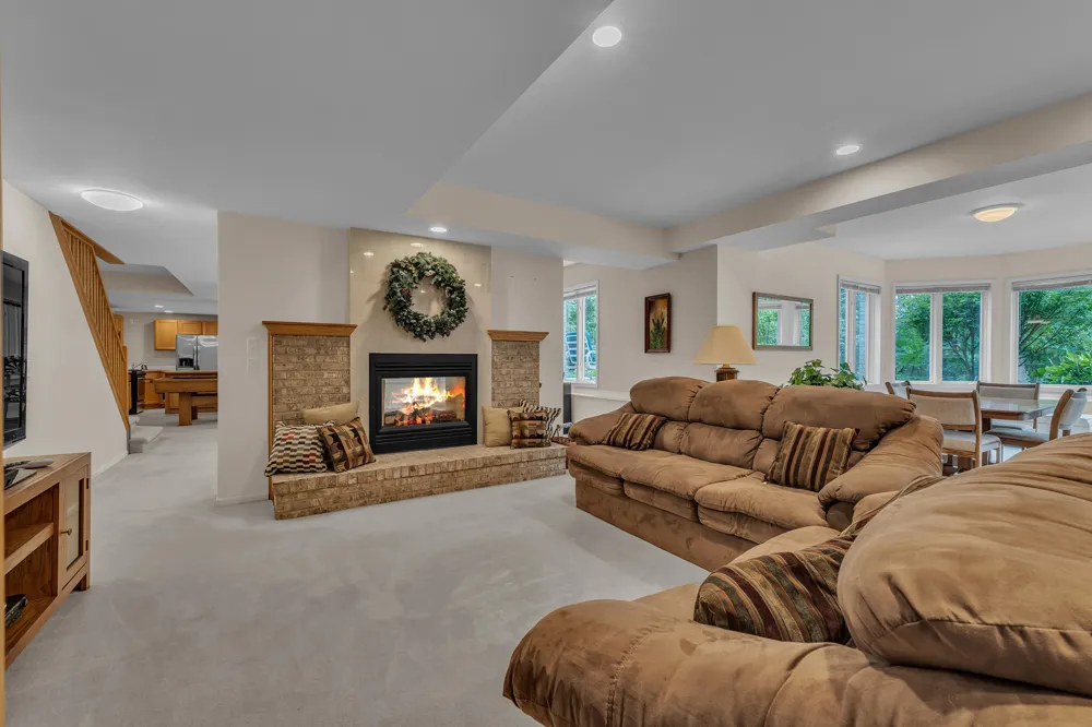 24491 Forest Drive Lyon Charter Township, MI 48178