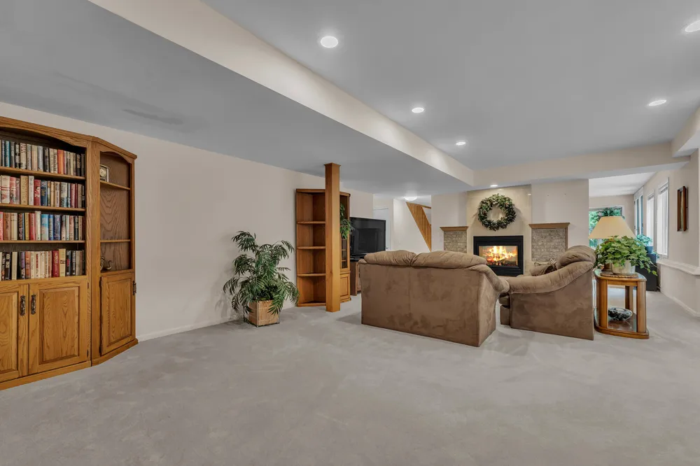 24491 Forest Drive Lyon Charter Township, MI 48178
