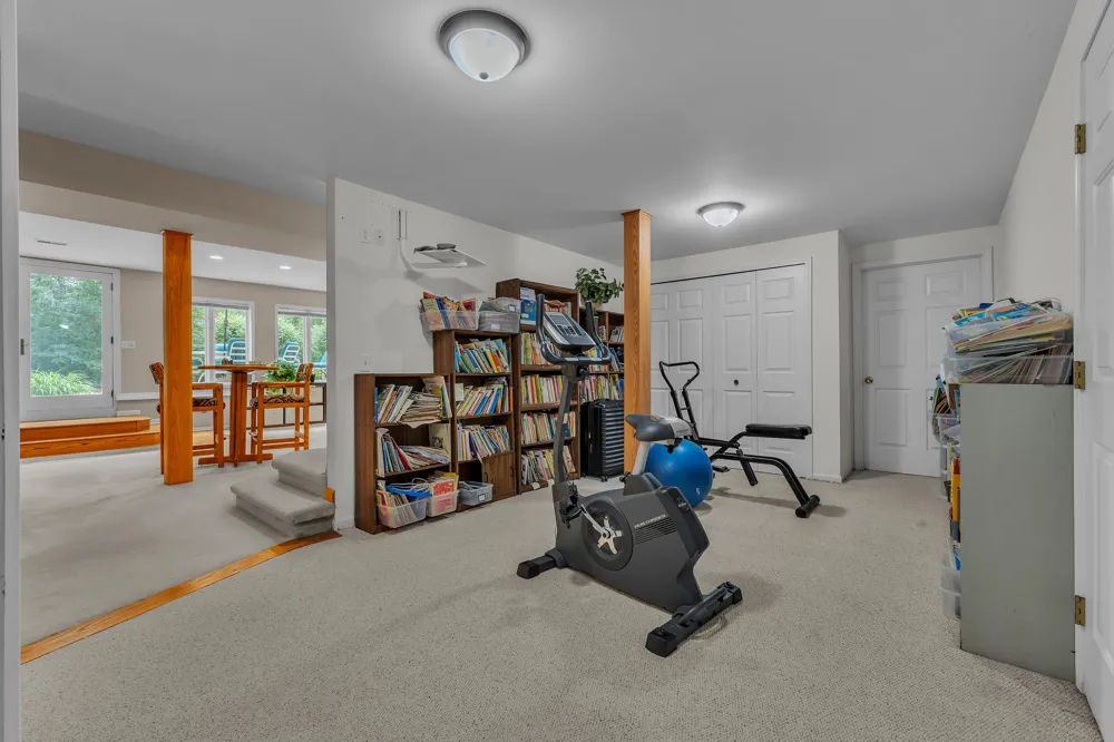 24491 Forest Drive Lyon Charter Township, MI 48178