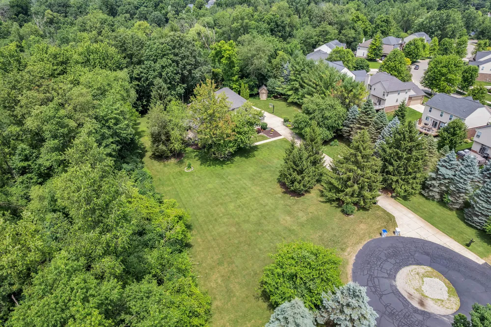 24491 Forest Drive Lyon Charter Township, MI 48178