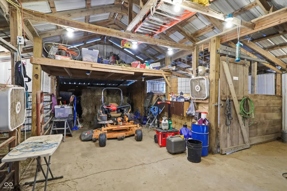 23 W 1400 Alexandria, IN 46001