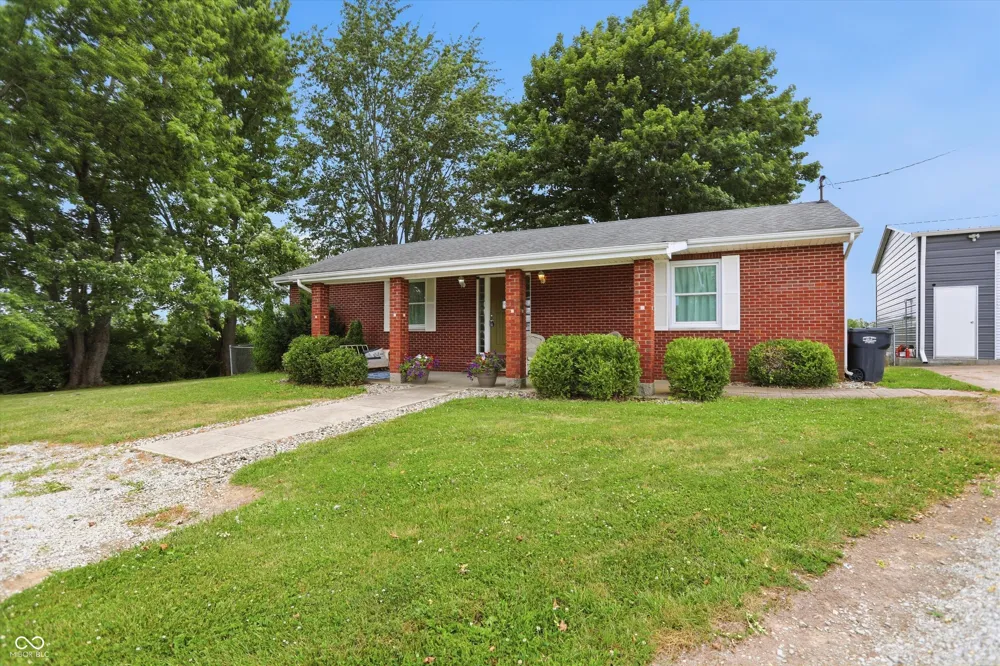 23 W 1400 Alexandria, IN 46001