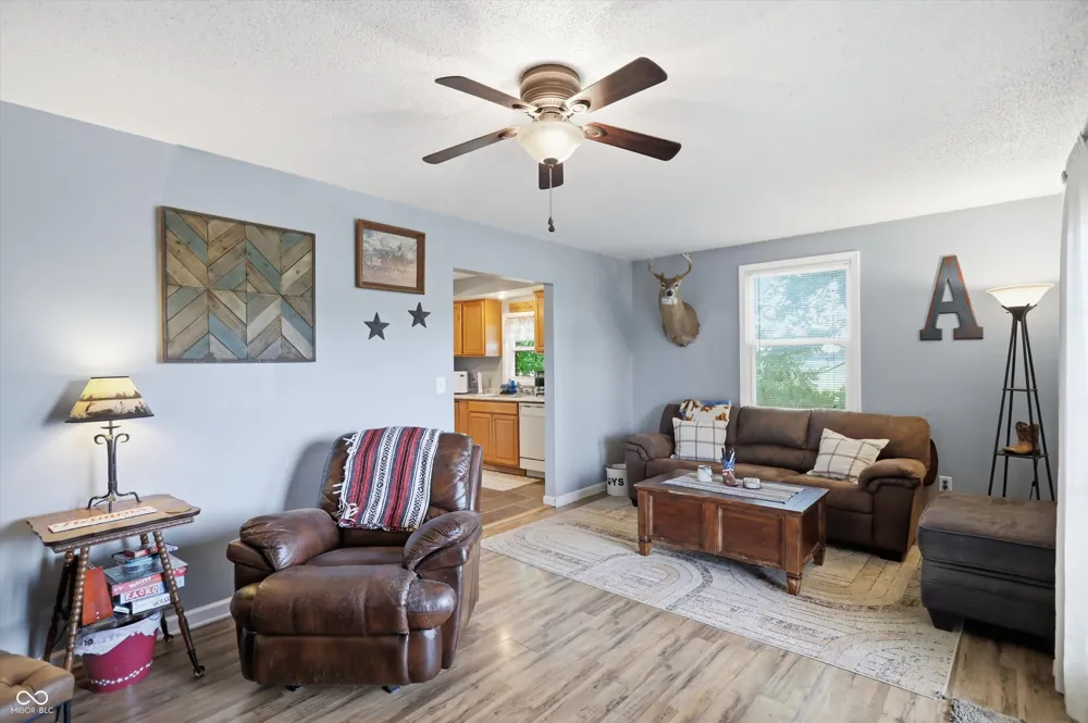 23 W 1400 Alexandria, IN 46001