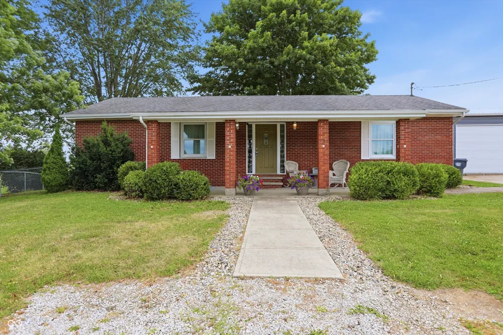 23 W 1400 Alexandria, IN 46001