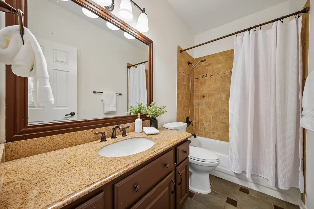 3313 Burks Lane Austin, TX 78732