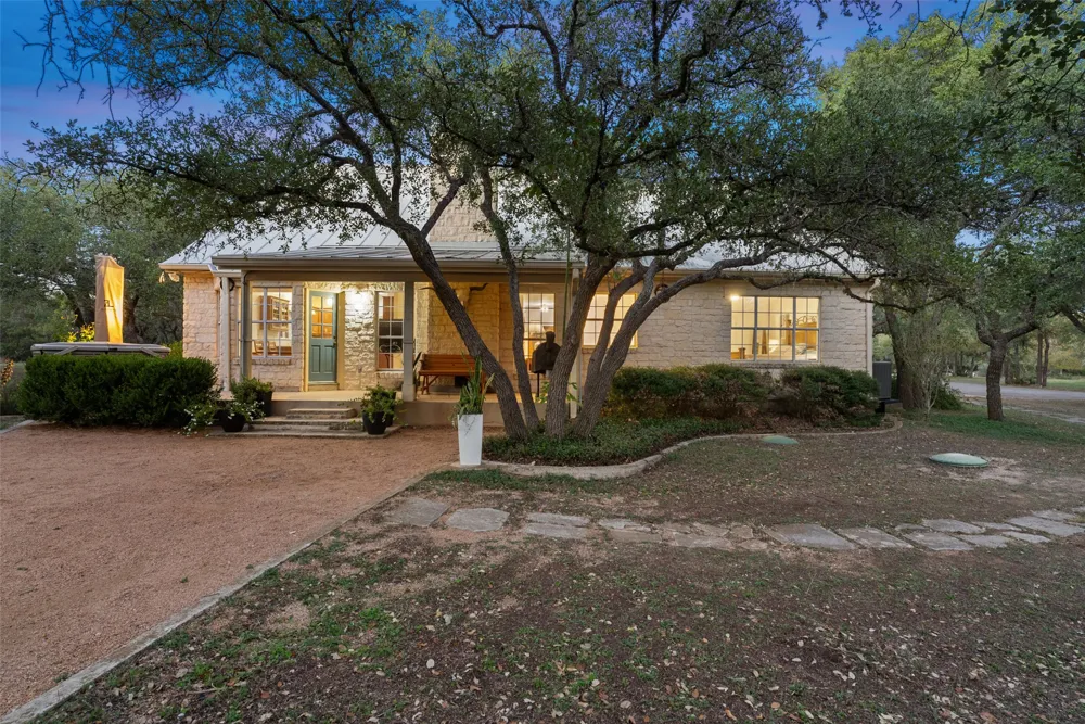 301 Crystal Meadows Drive Kyle, TX 78640