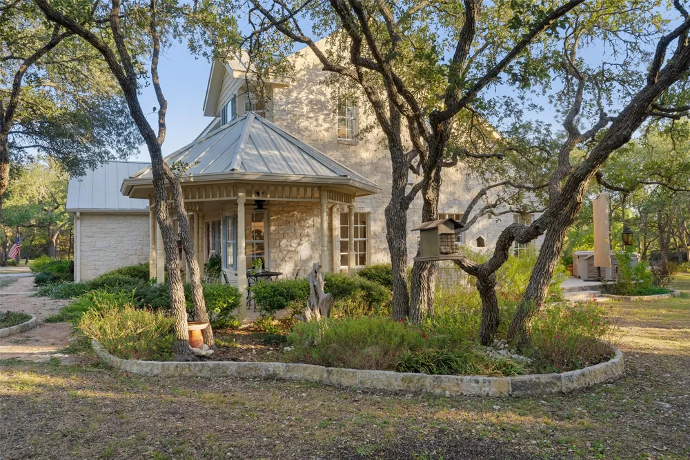 301 Crystal Meadows Drive Kyle, TX 78640